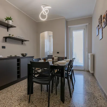 Modern By Wonderful Italy * Turín