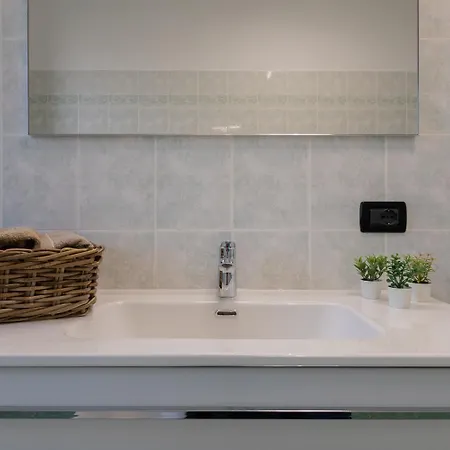 Modern By Wonderful Italy * Turim